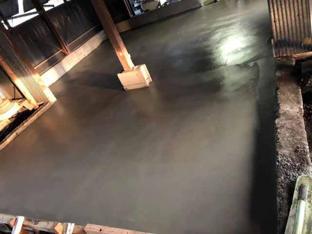 倉庫の床のコンクリート仕上げ工事｜栃木県日光市S様邸(2019.08.05)