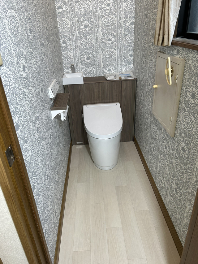 1階・2階 トイレリフォーム／洗面台設置工事｜宇都宮市N様邸(2025.07.12)