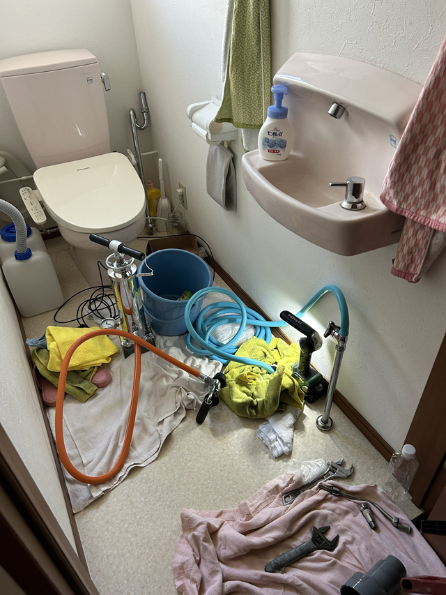 トイレ内部洗面所排水管詰まり除去工事｜宇都宮市K様邸(2025.07.26)
